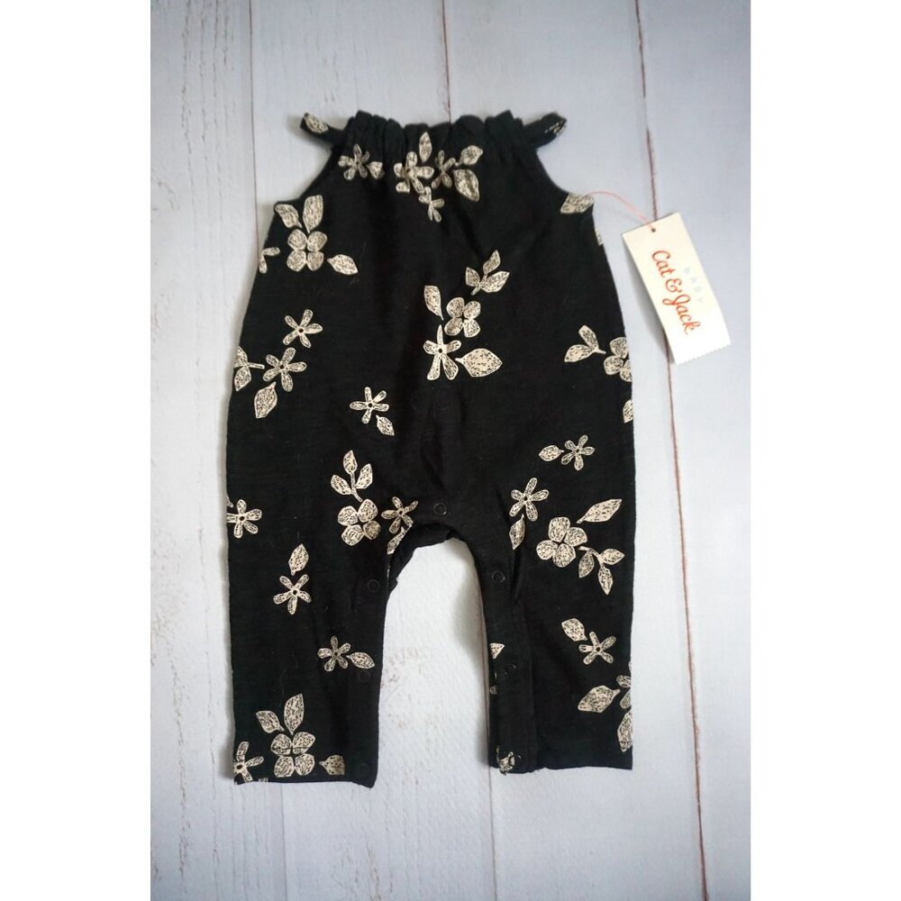 Cat & Jack Baby Girls' Black Romper - Size Newborn, NWT - Picture 2 of 7
